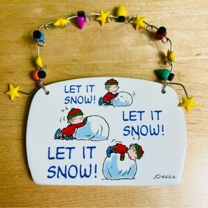 DEPT 56 PEANUTS Hanging Plaque LET IT SNOW Linus Charles Schultz Holiday ceramic
